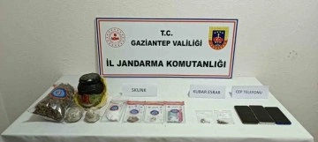 Gaziantep’te jandarmadan şok huzur güven uygulaması: 3 gözaltı