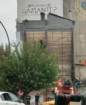 Gaziantep'te yine bir intihar girişimi!  