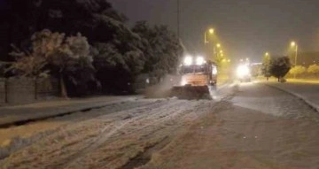 Gaziantep’te yoğun karla mücadele