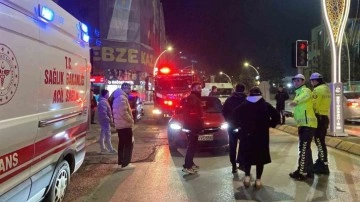 Gebze’de Hafif Ticari Araç Otomobile Çarptı, 1 Kişi Yaralandı