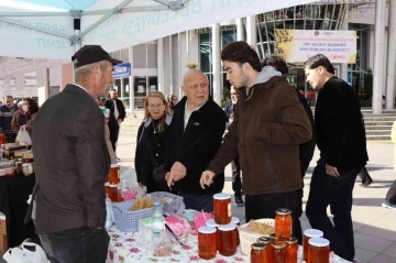 Geleneksel hale gelen İzmit Bal Günleri başladı
