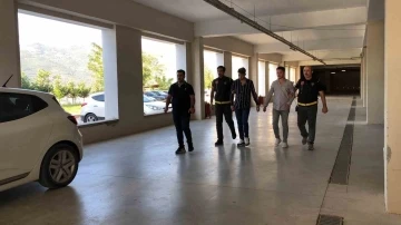 Gemlik’te genç adamın ölümüne sebep olan 2 kişi tutuklandı
