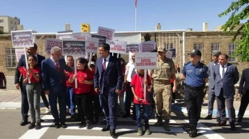 Gercüş’te “Önce Yaya Uygulaması” farkındalık etkinliği düzenlendi
