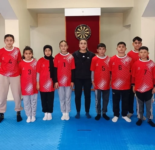 Gölbaşı’nda dart grup müsabakaları yapıldı
