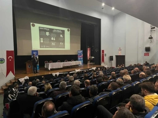 Gönen’de Muhtarlar toplantısı: Siber güvenlik ve dolandırıcılık konuları ele alındı
