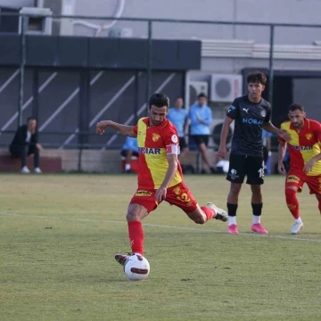 Göztepe’de İsmail Köybaşı sevinci yaşanıyor
