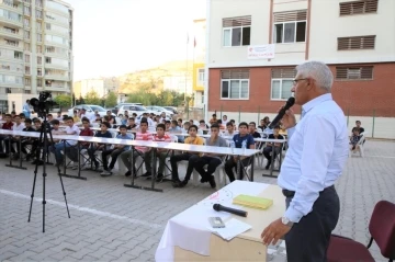 Güder: “Değerlerimize sahip çıkan gençler yetiştirmeliyiz”
