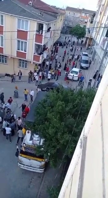 Gündüz başladılar, akşama kadar kavga ettiler
