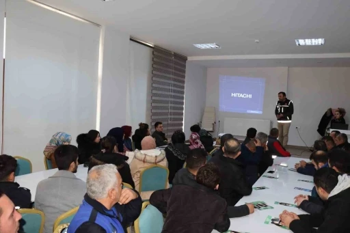 Günyüzü’nde bağımlılıkla mücadele hakkında bilgilendirme toplantısı yapıldı
