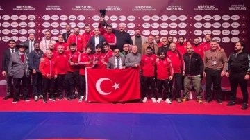 Güreşte tarih yazdık! Milli Takımımız Avrupa şampiyonu