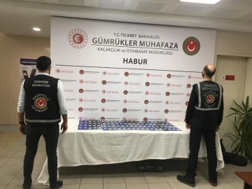 Habur Sınır Kapısı’nda 4 milyonluk kaçak ürün ele geçirildi
