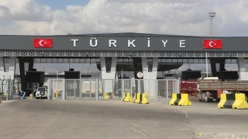 Habur Sınır Kapısı’nda görevli memurlara saldırıda bulunan şahıslar tutuklandı
