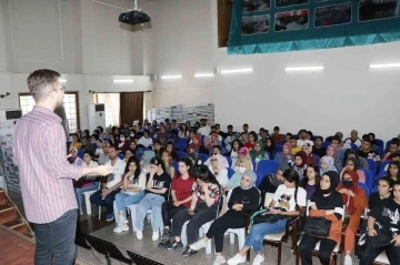 Haliliye’de öğrencilere destek semineri
