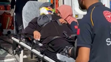Halk otobüsünün çarptığı yaşlı kadın ağır yaralandı
