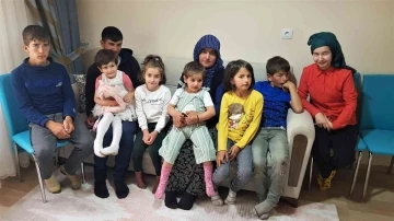 Harabe evde yaşayan 8 çocuklu Aygün ailesinin yeni ev sevinci
