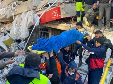 Hatay’da 84 saat sonra enkazdan sevindirici haber: &quot;Hoş geldin Kerem&quot;
