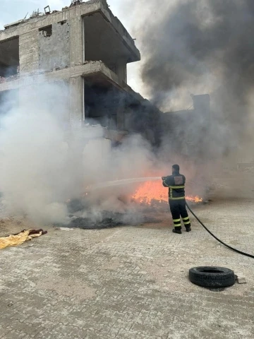 Hatay’da iş yeri yangını
