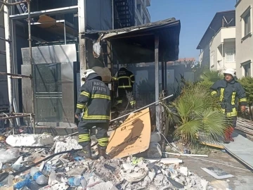 Hatay’da otel yangını söndürüldü
