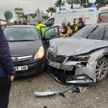 Hatay’da trafik kazası: 1 ölü, 2 yaralı
