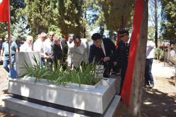 Havran’da 15 Temmuz Demokrasi ve Milli Birlik Günü etkinlikleri şehitlik ziyareti ile başladı
