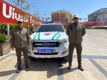 HAYDİ polisleri can dostlarına dikkat çekti
