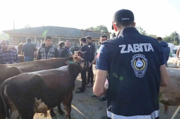 Hayvan pazarından denetimi gerçekleştirildi
