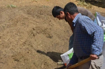 Hayvan yetiştiricilerinin yeni gelir kapısı gübre satışı
