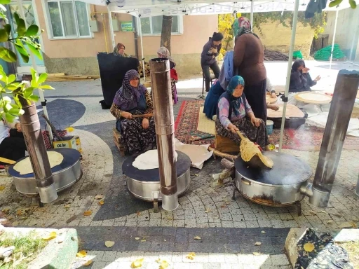 Hisarcık Şehitler Mahallesi’nde gözleme hayrı
