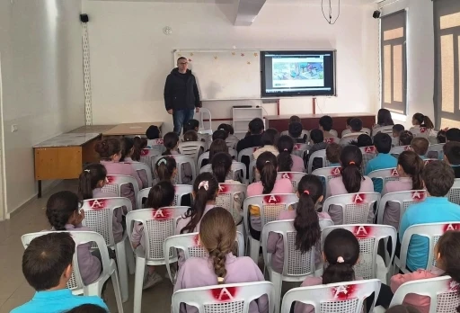 Hisarcık’ta ilkokul öğrencilerine teknoloji bağımlılığı semineri
