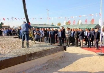 Honaz’da gündüz bakım evinin temeli atıldı
