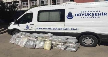 İBB çalışanları cenaze götürdü, esrar getirirken yakalandı