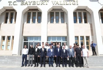 İçişleri Bakanı Süleyman Soylu, yeni Bayburt Valilik binasını ziyaret etti
