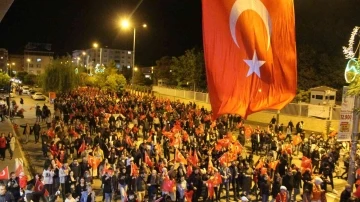 Iğdır’da fener alayı ve havai fişek gösterisi yapıldı
