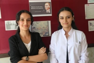İkiz kız kardeşler Bitlis’e matematik öğretmeni olarak atandı
