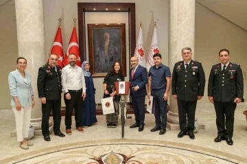 İl Jandarma Komutanı Aktemur’dan Vali Demirtaş’a ziyaret

