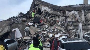 İngiliz deprem uzmanı: Türkiye en kötü senaryoyu yaşadı