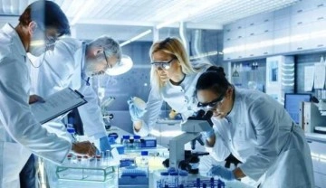 İngiltere'de bilim insanları bir kadının cilt hücrelerini 30 yıl gençleştirdi