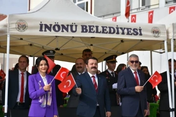 İnönü’de Cumhuriyetin 100.’ncü yılı coşkuyla kutlandı
