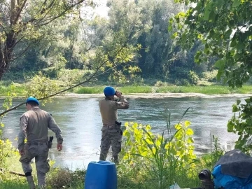 İntihar notu bırakarak jandarmayı seferber eden genç saatler sonra alkollü halde bulundu
