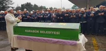 İş kazasında ölen işçi için KARDEMİR’de tören düzenlendi
