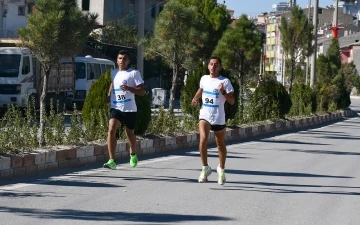 İscehisar’da Büyük Taarruz 100. Yıl Koşusu düzenlendi
