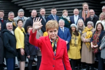 İskoçya'nın eski Başbakanı Nicola Sturgeon gözaltına alındı