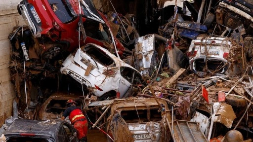 İspanya kabusu yaşıyor! Yeraltı otoparkında  toplu mezar korkusu