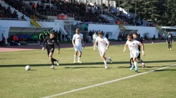 Isparta 32 Spor: 4 Nazilli Belediyespor: 0
