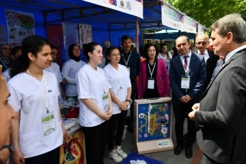 Isparta'da Mesleki Eğitim Şenliği düzenlendi