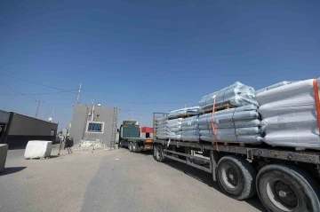 İsrail, Kerem Şalom Sınır Kapısı’nın Gazze’ye yardım girişi için açılmasına ilk defa izin verdi
