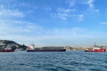 İstanbul Boğazı’nda kargo gemisi makine arızası yaptı