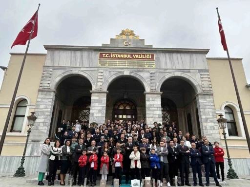 İstanbul Valisi Gül, TEKNOFEST’te dereceye giren 113 öğrenciye ödül verdi
