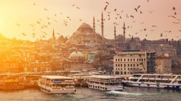 İstanbul ziyaretçi akınına uğradı: Dokuz ayda 13 milyonu aşkın turist geldi