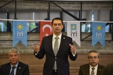 İYİ Parti Antalya'da 'temayül yoklaması'